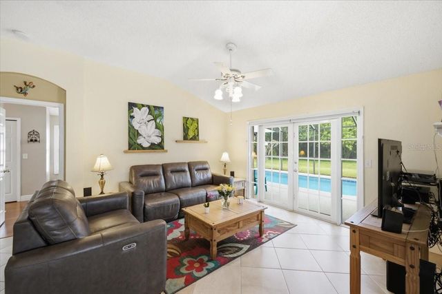 392 TAVERNIER CIRCLE, Oldsmar, FL 34677
