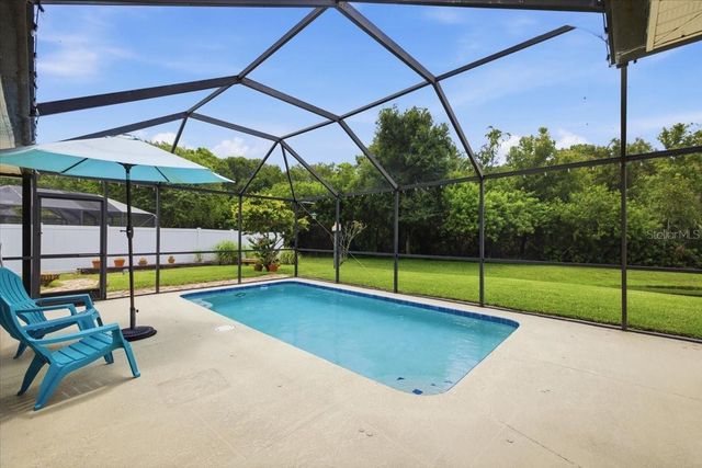 392 TAVERNIER CIRCLE, Oldsmar, FL 34677