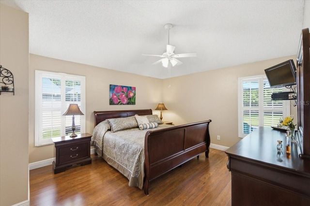 392 TAVERNIER CIRCLE, Oldsmar, FL 34677