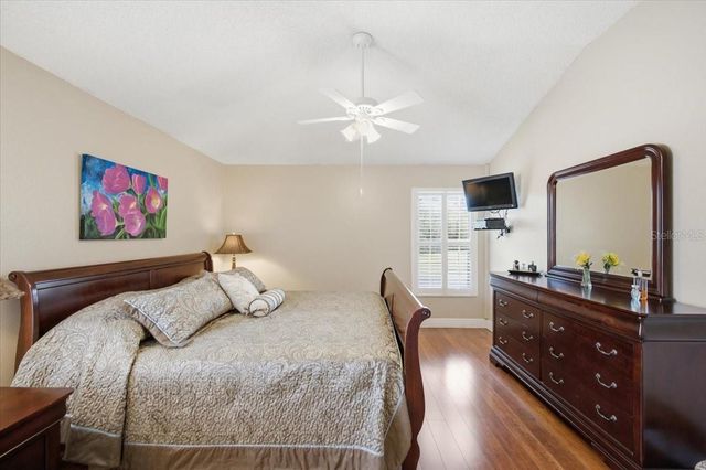 392 TAVERNIER CIRCLE, Oldsmar, FL 34677