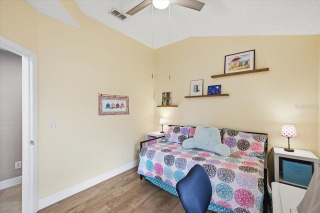 392 TAVERNIER CIRCLE, Oldsmar, FL 34677