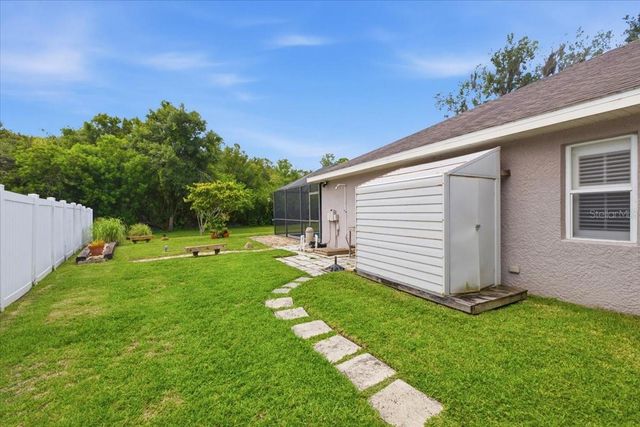 392 TAVERNIER CIRCLE, Oldsmar, FL 34677