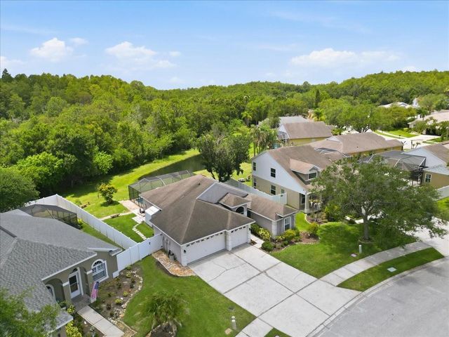 392 TAVERNIER CIRCLE, Oldsmar, FL 34677