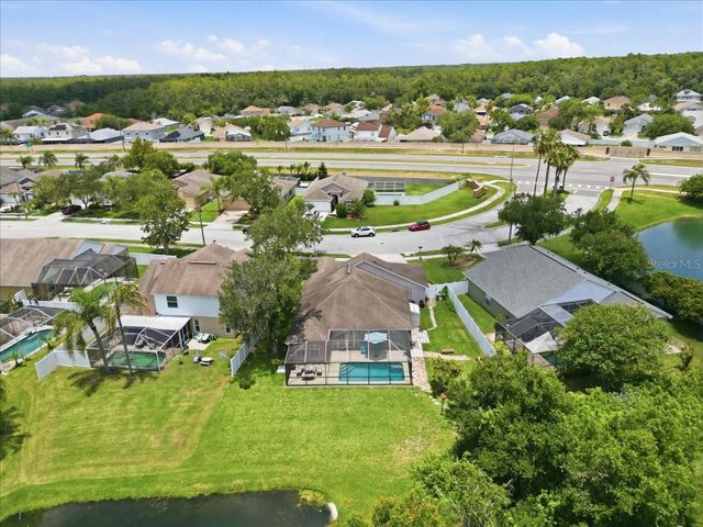 392 TAVERNIER CIRCLE, Oldsmar, FL 34677