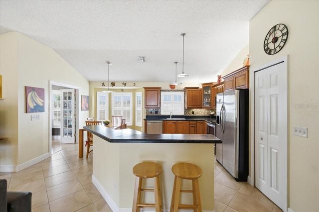 392 TAVERNIER CIRCLE, Oldsmar, FL 34677