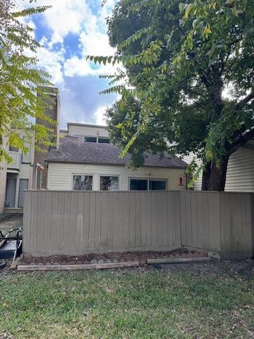 1325 Chardonnay Drive, Houston, TX 77077