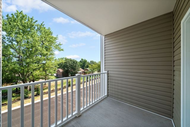 229 E Johnson Cir Apt B208, Clarksville, TN 37040