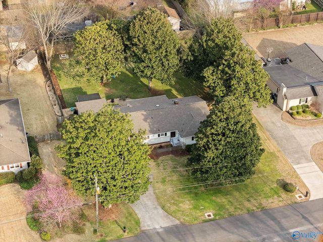 7419 Cadillac Drive, Huntsville, AL 35802