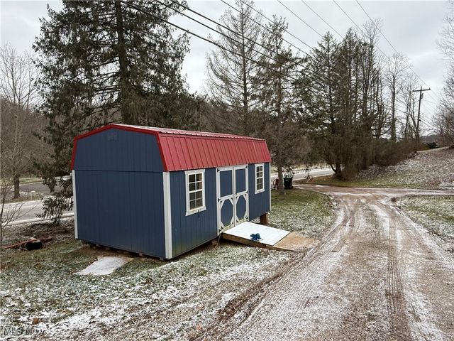 2545 Williamstown Pike, Williamstown, WV 26187