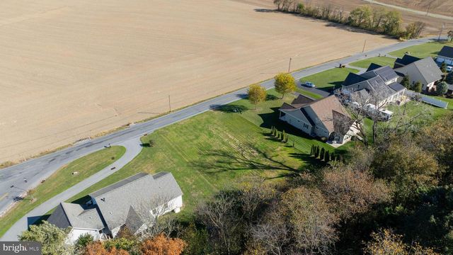 786 FAIRVIEW RD, Mount Joy, PA 17552