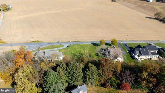 786 FAIRVIEW RD, Mount Joy, PA 17552