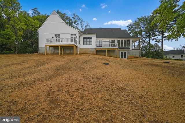 786 FAIRVIEW RD, Mount Joy, PA 17552