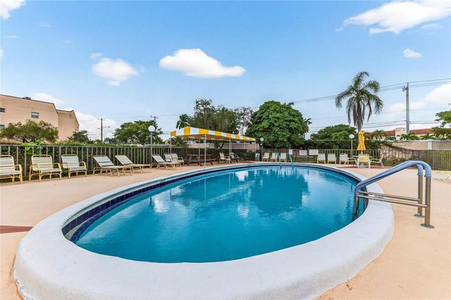 2900 N Pine Island Road 312, Sunrise, FL 33322
