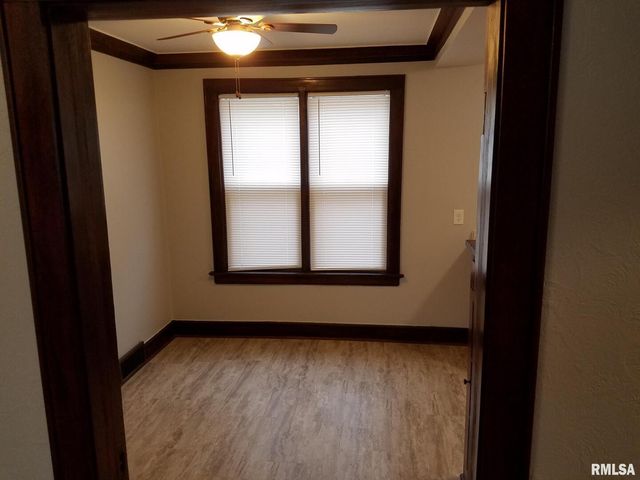 2006 7TH Street, East Moline, IL 61244