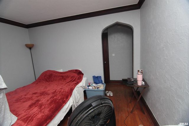 2006 7TH Street, East Moline, IL 61244