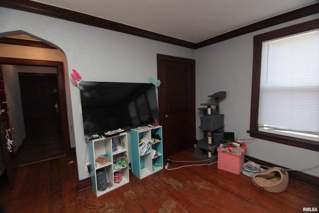 2006 7TH Street, East Moline, IL 61244