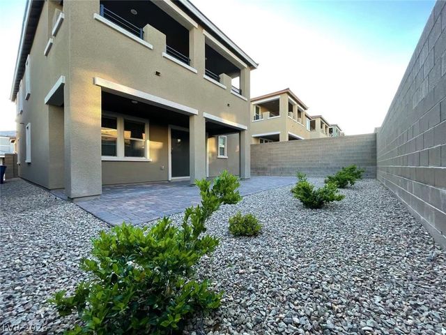 852 Riverlawn Place, Las Vegas, NV 89138