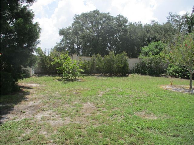 209 N BROCKFIELD DRIVE, Sun City Center, FL 33573