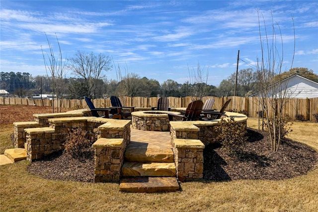 28 Harmony Circle, Cartersville, GA 30120