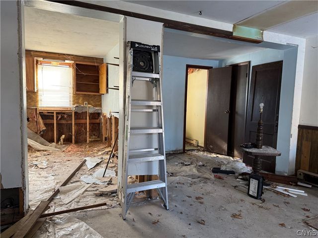 1222 State Route 49, Vienna, NY 13042