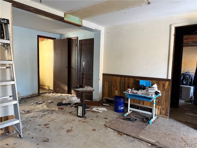 1222 State Route 49, Vienna, NY 13042