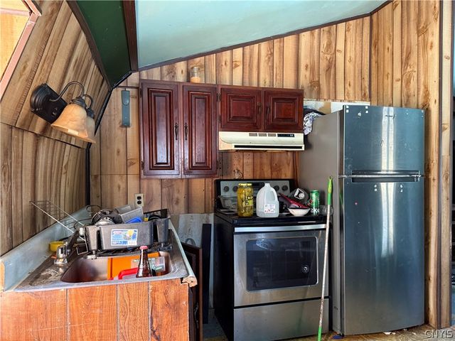 1222 State Route 49, Vienna, NY 13042