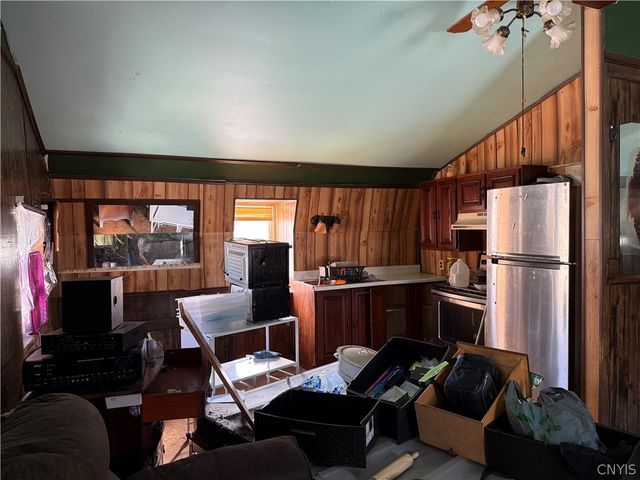 1222 State Route 49, Vienna, NY 13042