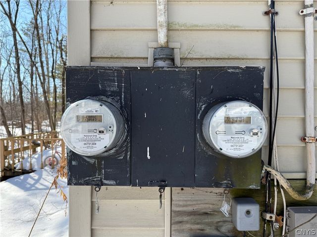 1222 State Route 49, Vienna, NY 13042