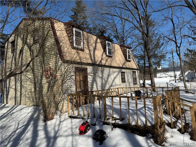 1222 State Route 49, Vienna, NY 13042