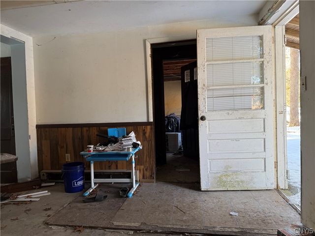 1222 State Route 49, Vienna, NY 13042