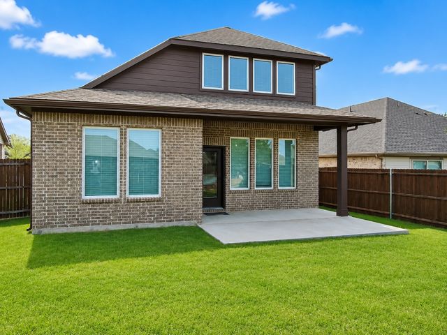 262 Little Bridge Drive, Lavon, TX 75166