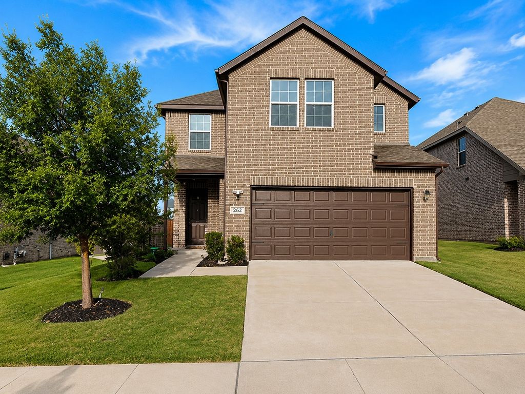 262 Little Bridge Drive, Lavon, TX 75166
