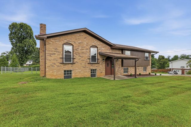 2802 Saint Lawrence Road, Chattanooga, TN 37421