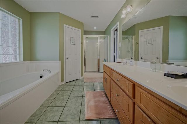 7013 Wedgewood Court, Daphne, AL 36526