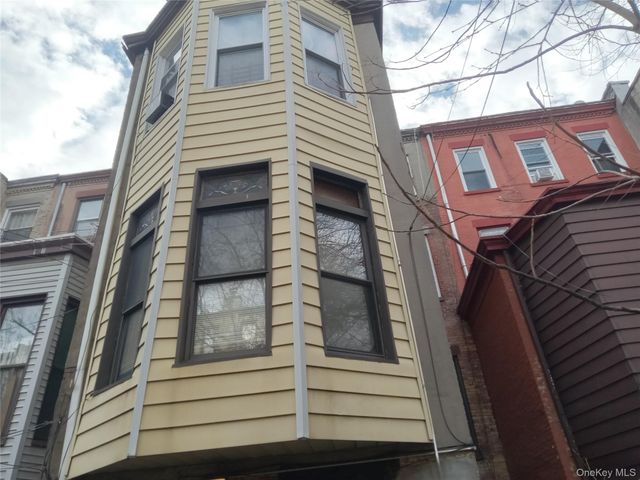 263 Hancock, Brooklyn, NY 11216