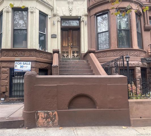 263 Hancock, Brooklyn, NY 11216