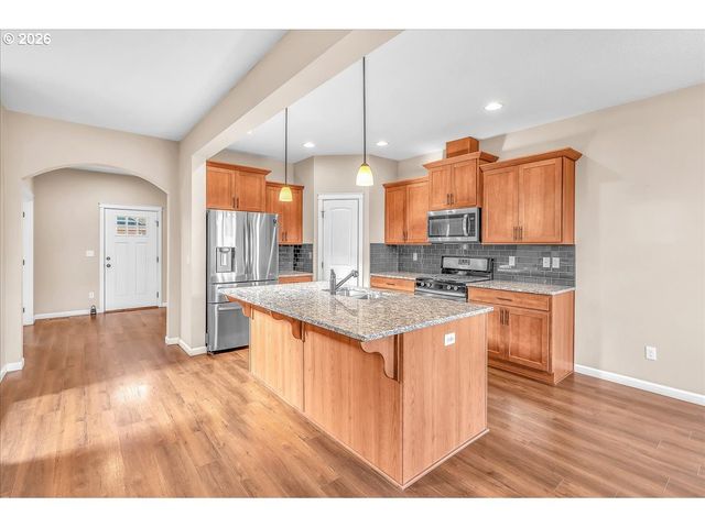 33955 Se VINE St, Scappoose, OR 97056