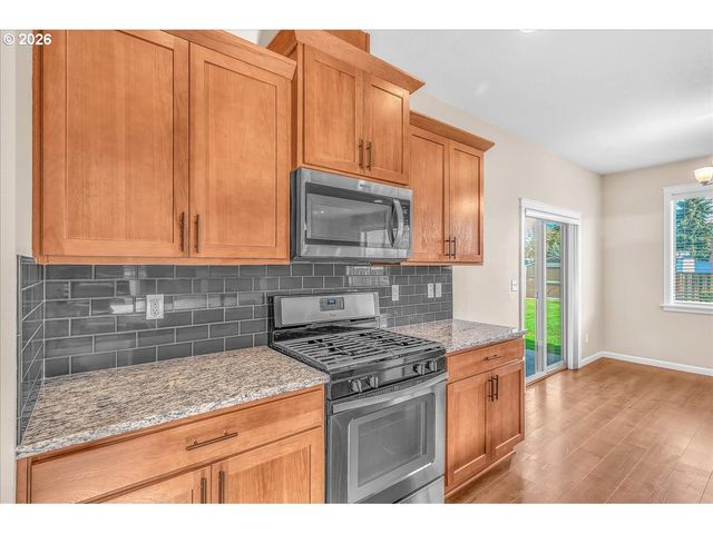 33955 Se VINE St, Scappoose, OR 97056