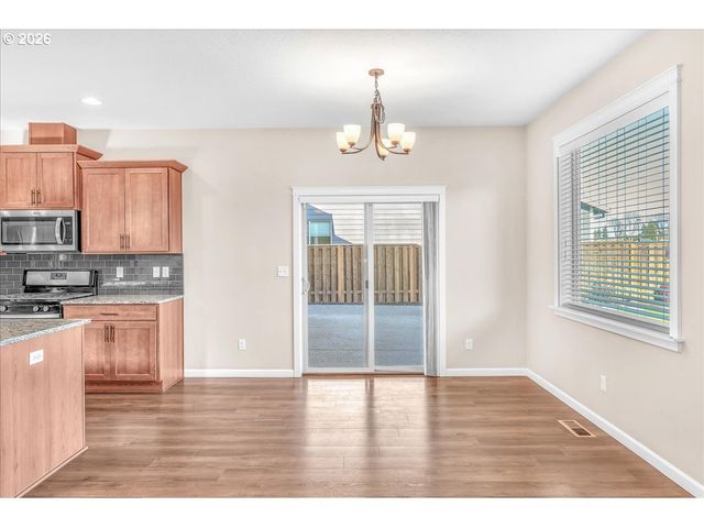 33955 Se VINE St, Scappoose, OR 97056