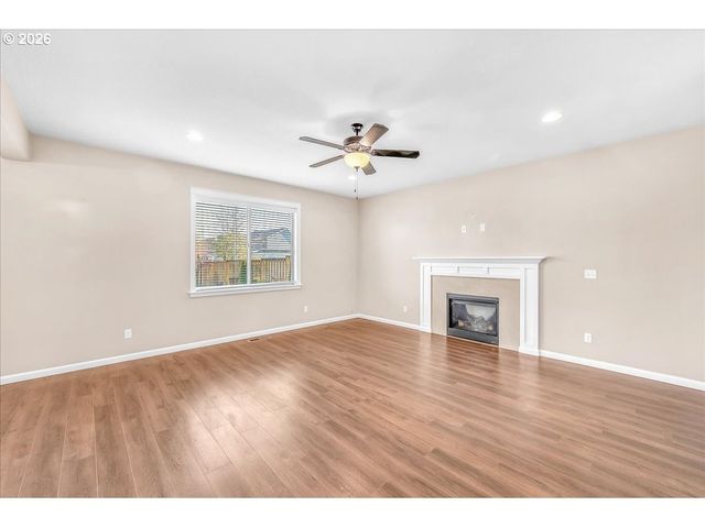 33955 Se VINE St, Scappoose, OR 97056