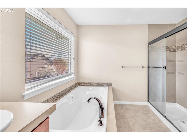 33955 Se VINE St, Scappoose, OR 97056