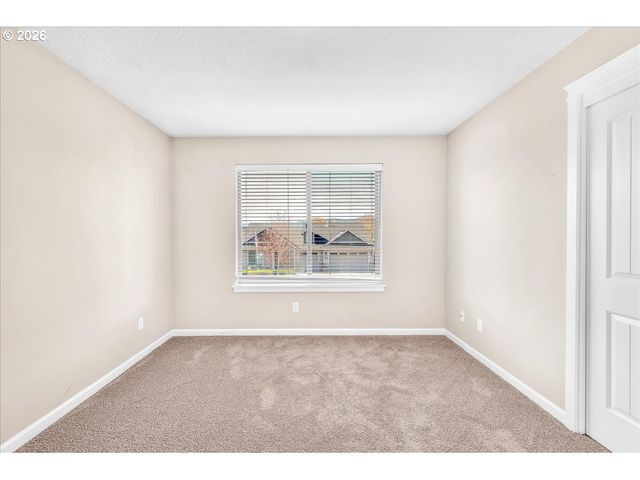 33955 Se VINE St, Scappoose, OR 97056