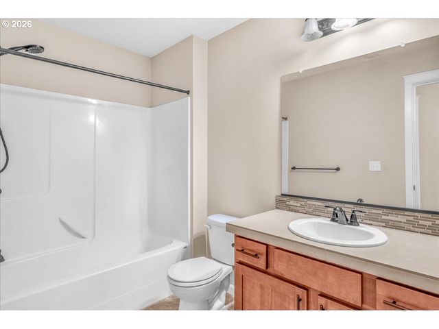 33955 Se VINE St, Scappoose, OR 97056