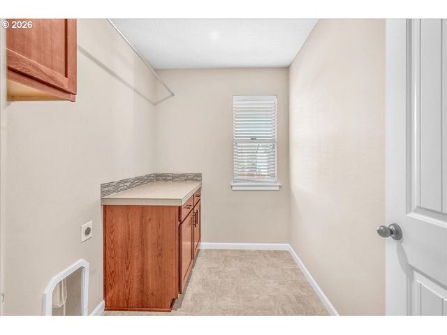 33955 Se VINE St, Scappoose, OR 97056