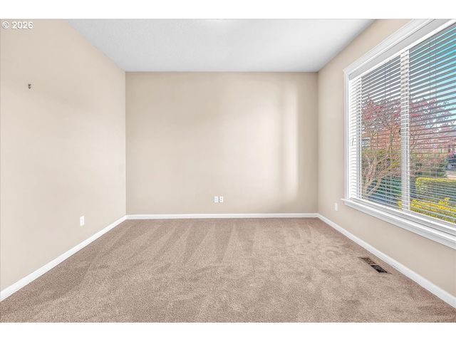 33955 Se VINE St, Scappoose, OR 97056