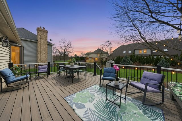 18 Newgate Avenue, Naperville, IL 60565