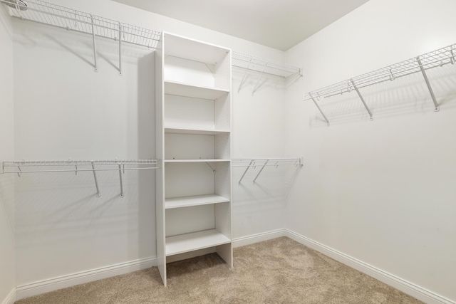 1070 Lakeview Drive, Hobart, IN 46342