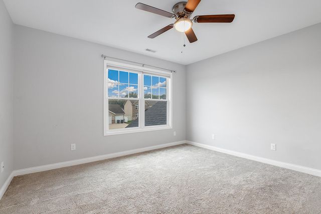 1070 Lakeview Drive, Hobart, IN 46342