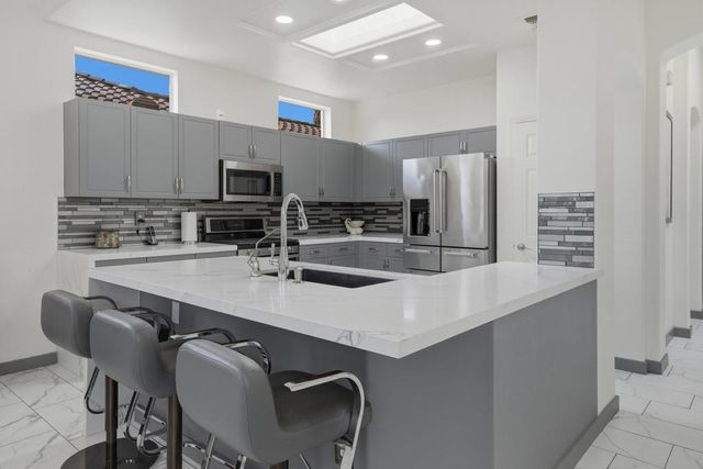 78411 Desert Willow Drive, Palm Desert, CA 92211