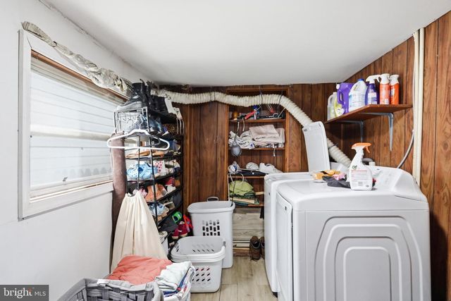 416 W JOHN ST, Martinsburg, WV 25401